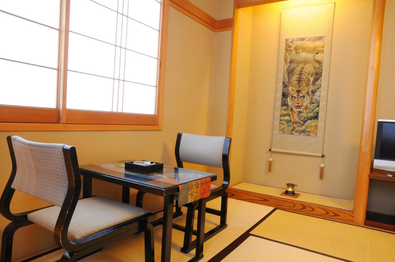 Gyominan Maruki Honkan Kamogawa Room photo